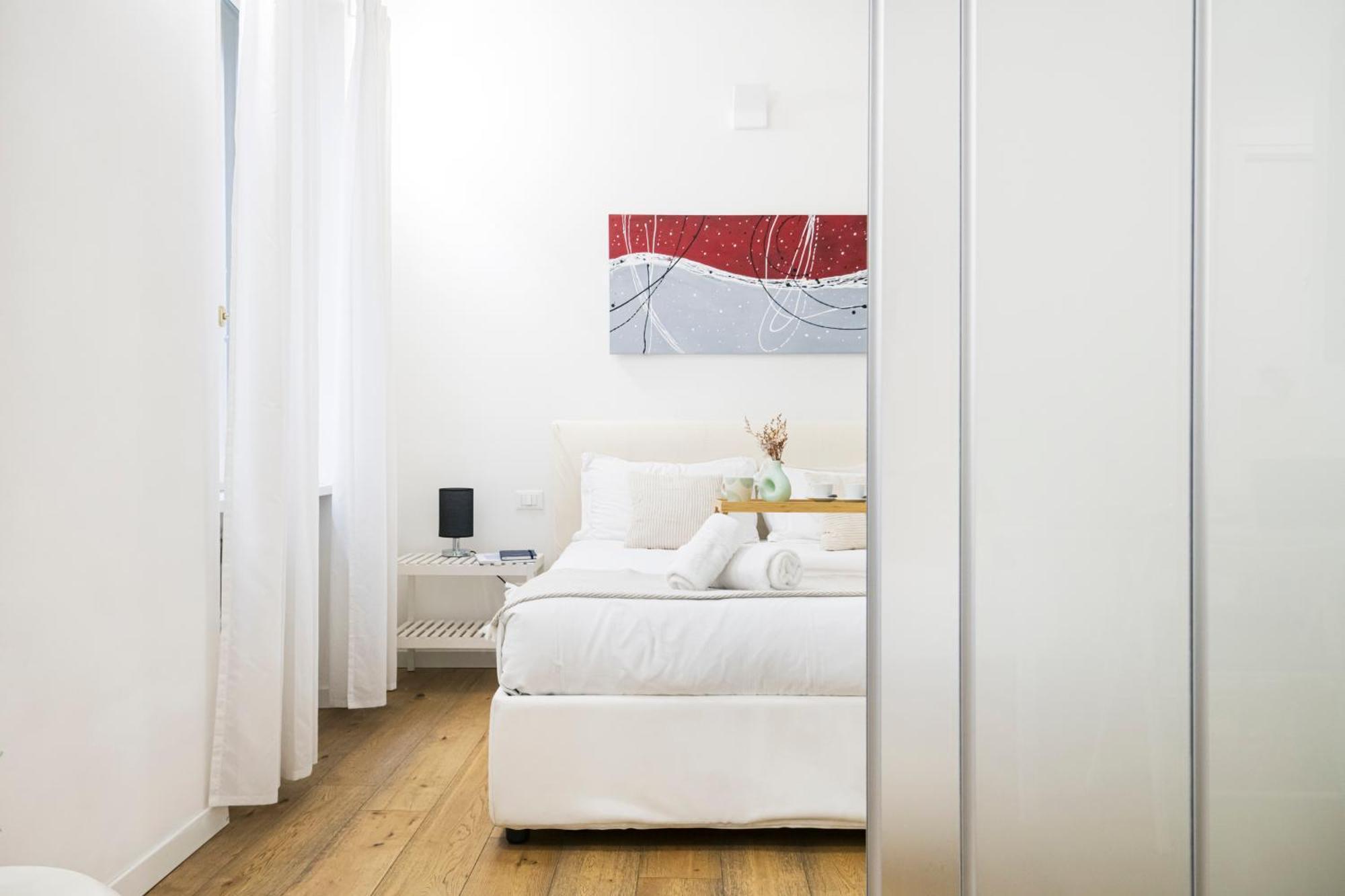 Amazing, New & Fully Furnished Studio In Duomo Милано Екстериор снимка